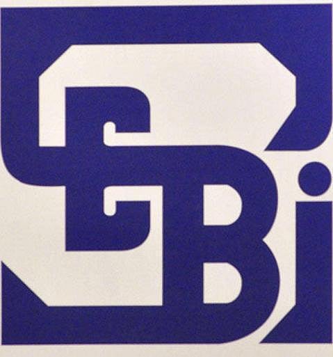 ரூ. 130 கோடி அபராதம்: 1,400 பேருக்கு செபி நோட்டீஸ்