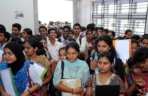 வேலை வாய்ப்புகளை வழங்குவதில் தமிழகம் பின்தங்கி உள்ளது: ஆய்வு