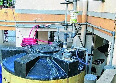 மஞ்சள் நிற நிலத்தடி நீர், குடிநீராக மாறிய அதிசயம்: ஒரு லட்சம் செலவில் நிரந்தர தீர்வு