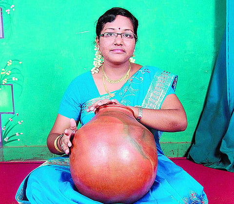 இசையின் மொழி: சங்கடமில்லாமல் சேர்ந்த கடம்