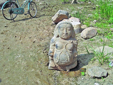திருப்பூர்: ஆற்றுப்படுகையில் கரையும் புராதன சின்னங்கள்!