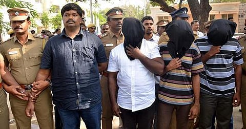 டாக்டர் சுப்பையாவை கொல்ல ரூ.6 கோடி பேரம்- வக்கீல்கள், அரசு டாக்டர் சேர்ந்து திட்டம் தீட்டி கூலிப்படை வைத்து கொன்றது அம்பலம்
