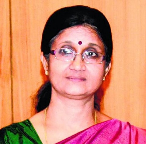 மாற்றுத் திறனாளிகள் இட ஒதுக்கீடு வழக்கில் நீதிமன்ற அவமதிப்பு: தமிழக தலைமைச் செயலாளருக்கு உயர் நீதிமன்றம் நோட்டீஸ்