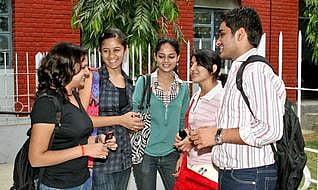 மக்கள் தொடர்புப் பணியில் சாதிக்க தனித்திறன் இருந்தால் சாத்தியம்