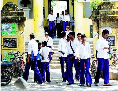 ஏமாறக் கற்றுக்கொடுப்போம்