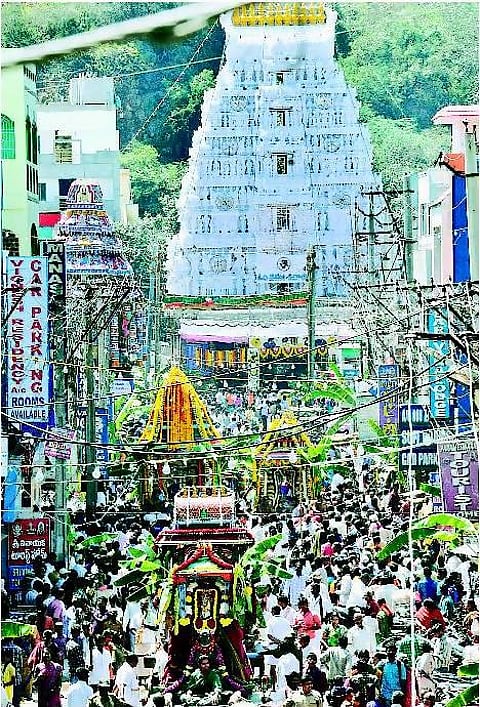 மகாசிவராத்திரி: சிவன் கோயில்களில் சிறப்பு பூஜைகள்