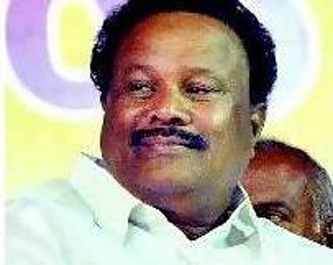 திண்டுக்கல் சி.சீனிவாசனுக்கு தொடர்ந்து வாய்ப்பு மறுப்பு ஏன்?