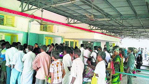 தாம்பரம் நெஞ்சக நோய் மருத்துவமனையில் சிடி ஸ்கேன் வசதி இன்றி தவிப்பு:பாம்புகள் நடமாட்டத்தால் நோயாளிகள் அச்சம்