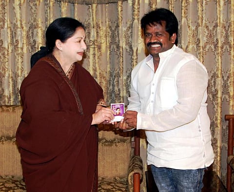 அதிமுகவில் இணைந்தார் ராமநாதபுரம் திமுக எம்.பி. ரித்தீஷ்
