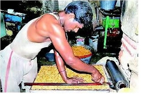 சுவை தேடி: கோவில்பட்டி கடலைமிட்டாய்