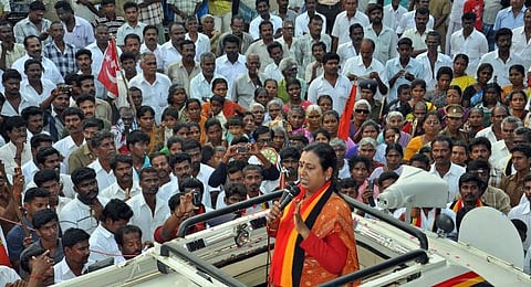 வம்பை விலை கொடுத்து வாங்க வேண்டாம்: ஜெ.க்கு பிரேமலதா எச்சரிக்கை