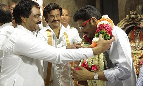 ரஜினி பட ஷூட்டிங்கை உடனடியாக நிறுத்த வேண்டும்: கன்னட அமைப்புகள் எச்சரிக்கை