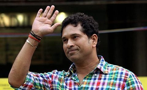 ஹாக்கி அணிக்கு ஆச்சரியம் அளித்த சச்சின்