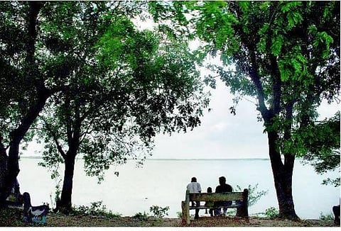அழிந்துகெட்ட புதுவை ஏரிகள்