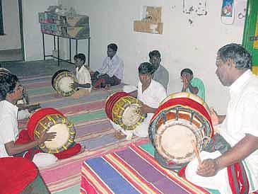 900 கலைஞர்களை உருவாக்கிய திருவண்ணாமலை அரசு இசைப்பள்ளி