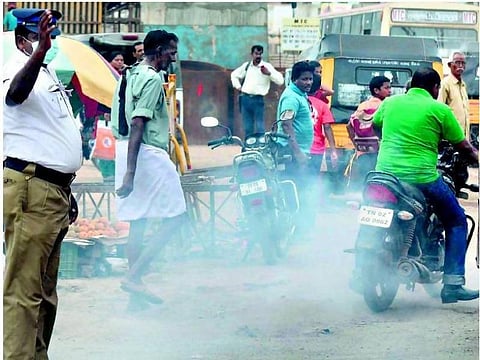 அச்சுறுத்தும் சென்னைக் காற்று