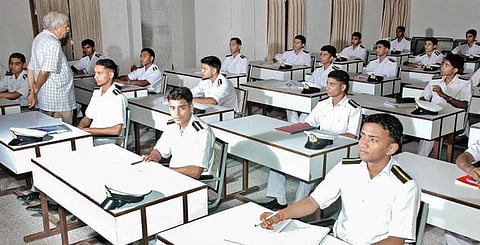 சைக்கோமெட்ரிக் தேர்வு: மழைக்கும் வேலைக்கும் என்ன தொடர்பு?