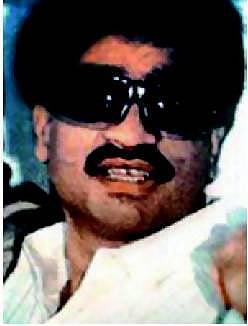 தாவூத் இப்ராஹிமை கண்டுபிடிக்க ‘பேஸ்புக்’கை பின்தொடரும் உளவுத்துறை