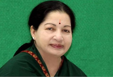 பொருளாதார வளர்ச்சியை மீட்டெடுக்கும் முற்போக்கு பட்ஜெட்: முதல்வர் ஜெயலலிதா பாராட்டு