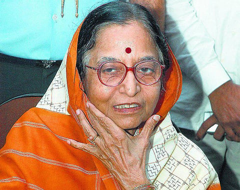 முதல் குடிமகள்: சாதித்ததும் சர்ச்சைகளும்