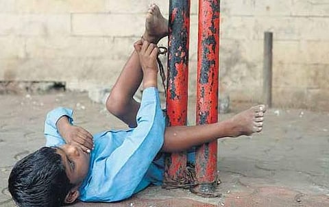 காக்காய் வலிப்பு: மூடநம்பிக்கைகளும் உண்மையும்
