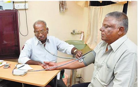 2 ரூபாயில் தரமான சிகிச்சை: மருத்துவம் இலவசமாக வழங்கும் சைமா