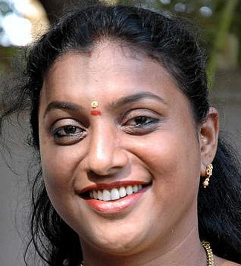 நடிகை ரோஜாவுக்கு ‘பாத சனி’: அமைச்சரின் பேச்சால் சர்ச்சை: ஆந்திர சட்டசபையில் காரசார விவாதம்