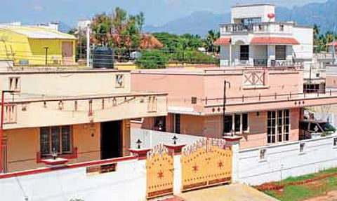 வீழ்ச்சியடையும் வீட்டு விலை