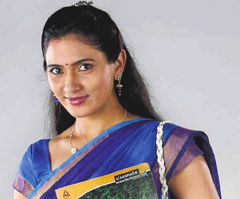 பலாத்கார வழக்கில் மத்திய அமைச்சரின் மகனை கைது செய்யாதது ஏன்?- கன்னட நடிகை மைத்ரி சரமாரி கேள்வி