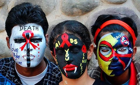 எச்ஐவி இல்லா சான்றிதழ் தந்தால்தான் திருமணம்: தமிழகத்துக்கு வழிகாட்டும் தேனி மாவட்ட கிராமம்