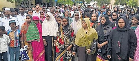 பாதுகாப்பு கோரும் திருப்பூர் ஸ்ரீ நகர் இஸ்லாமியர்கள்