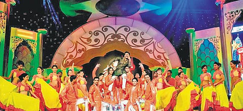 விவாதம்: விருது என்பது யாதெனின்…