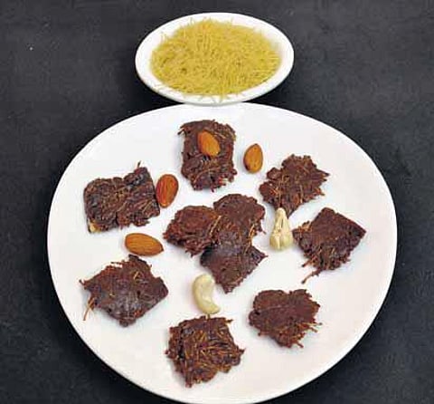 சேமியா சிக்கி