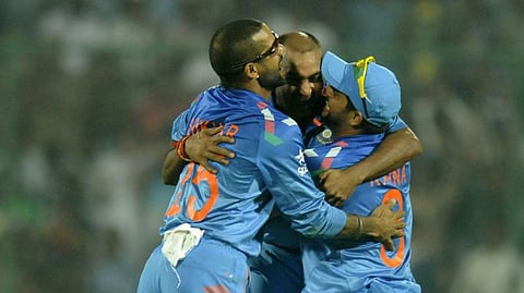 ஷமி, ஜடேஜா அபாரப் பந்து வீச்சில் இந்தியா பதிலடி வெற்றி