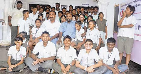 மனவளர்ச்சி குன்றிய குழந்தைகளுக்காக அனைத்து வசதிகளுடன் மாதிரி கிராமம்: சீறிய முயற்சியில் ‘பெத்சான்’ சிறப்புப் பள்ளி