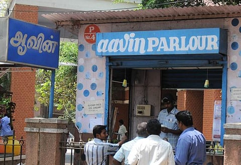 ஆவின் பாலும் பொருட்பாலும்
