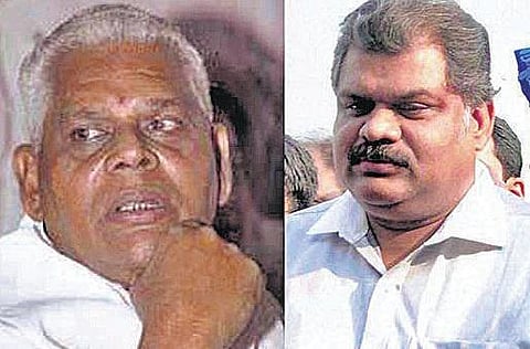 தந்தை மூப்பனார் வழியில் தனிக்கட்சி.. சாதிப்பாரா ஜி.கே.வாசன்?