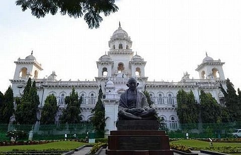 தெலங்கானா முதல் பட்ஜெட் தாக்கல்: தியாகிகள் குடும்ப நலனுக்கு ரூ.100 கோடி ஒதுக்கீடு
