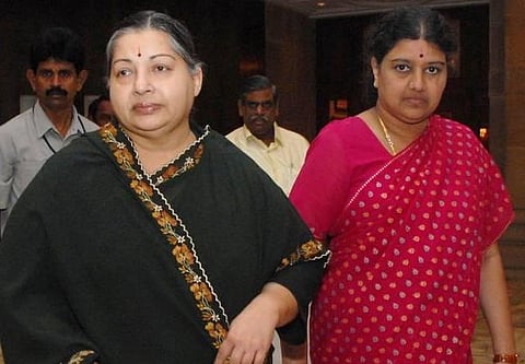 வருமான வரித்துறை வழக்கு: ரூ.2 கோடி கட்டியதாக ஜெயலலிதா, சசிகலா மனு- 11-ம் தேதிக்கு விசாரணை ஒத்திவைப்பு