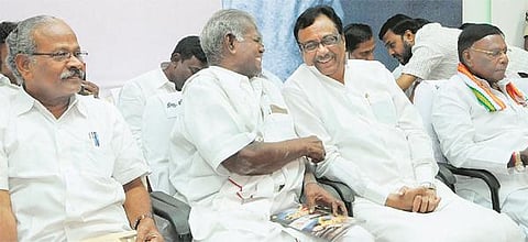 மதவாத சக்திகளுக்கு எதிராக அனைவரும் ஒன்றிணைய வேண்டும்: காங்கிரஸ் விழாவில் நல்லகண்ணு பேச்சு