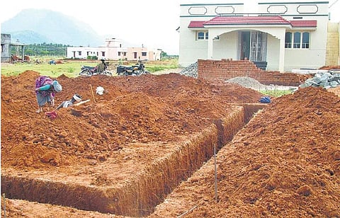 அஸ்திவாரத்தில் கவனம் வையுங்கள்