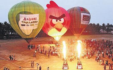 பொள்ளாச்சியில் தொடங்கியது சர்வதேச பலூன் திருவிழா