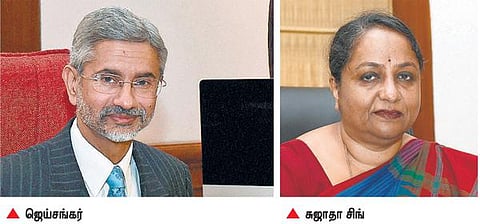 வெளியுறவு செயலாளராக ஜெய்சங்கர் பொறுப்பேற்பு: கட்டாய ஓய்வு பெறுகிறார் சுஜாதா சிங்