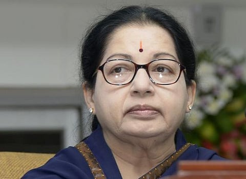 நமது எம்.ஜி.ஆர். பத்திரிகைக்கு ரூ.14 கோடி வருமானம் வந்தது எப்படி? - சொத்துக்குவிப்பு வழக்கில் நீதிபதி சி.ஆர்.குமாரசாமி கேள்வி