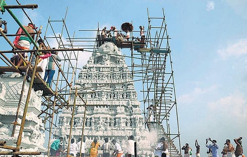 வேதகிரீஸ்வரர் கோயில் கும்பாபிஷேகம் ஏராளமான பக்தர்கள் தரிசனம்