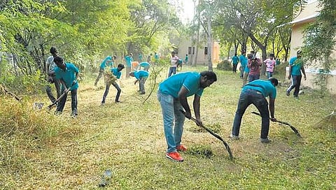 மதுரையை புதுசாக்கும் இளைஞர் படை