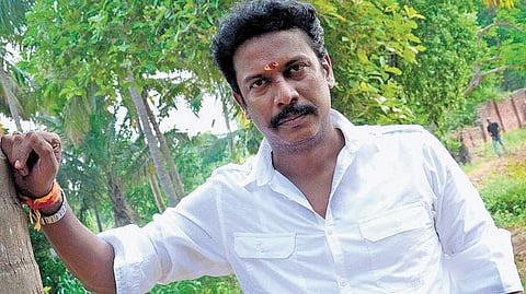 புத்தகம் எனும் பெரும் துணை: இயக்குநர் சமுத்திரகனி