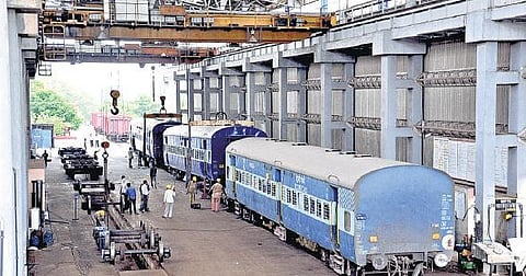 200 கி.மீ. வேகத்தில் செல்லும் ரயில் பெட்டிகள் உள்நாட்டிலேயே தயாரிப்பு: பட்ஜெட்டில் அறிவிப்பு வெளியாகிறது
