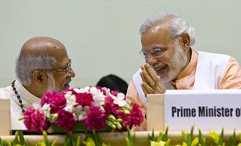மத நம்பிக்கை: மோடியின் பல்டிக்கு வித்திட்ட டெல்லி தேர்தல், என்.ஆர்.ஐ.க்கள்