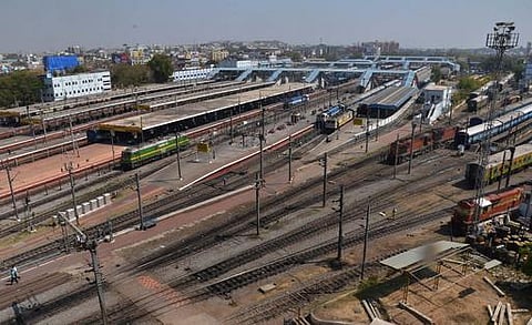 ரூ.96,182 கோடியில் 77 புதிய ரயில்வே திட்டங்கள்